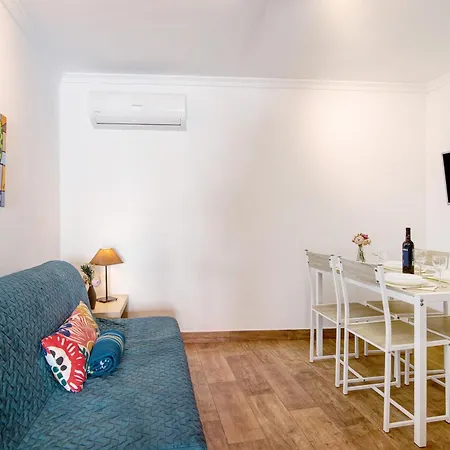 Dourado 1 Apartment *