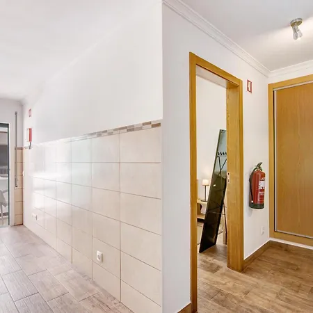 Dourado 1 Apartment