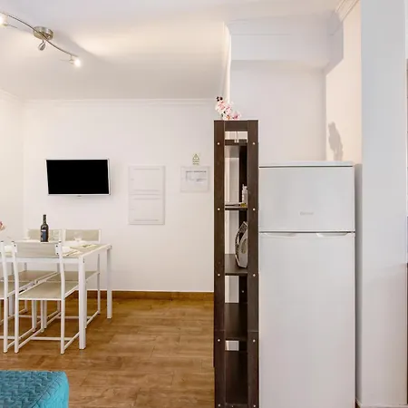 Apartment Dourado 1 *